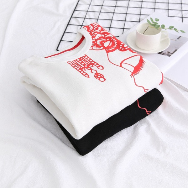 Női blúz rátéttel és kerek nyakkivágással fehér és fekete színben