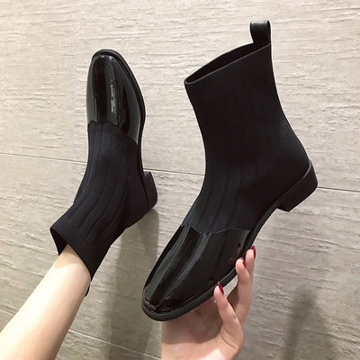 Női alkalmi csizma eko bőrből és textilből fekete színben