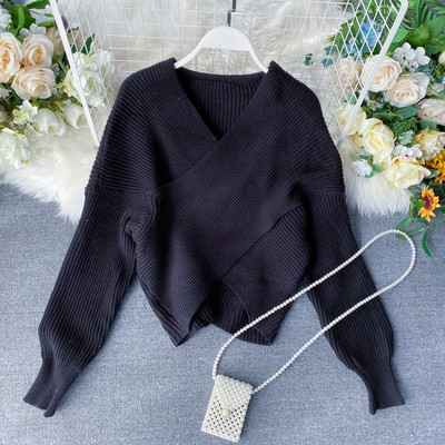 V-nyakú női pulóver rózsaszín, barna, bézs és fekete színben