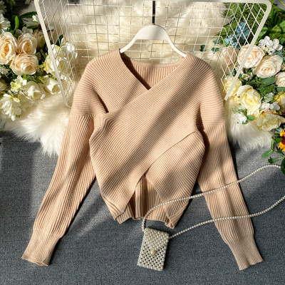 V-nyakú női pulóver rózsaszín, barna, bézs és fekete színben