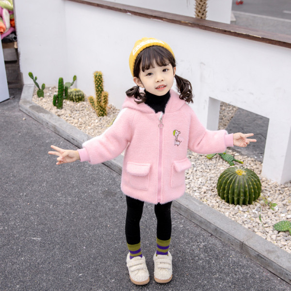 Napi gyerekkabát lányoknak két színben hímzéssel és 3D elemmel