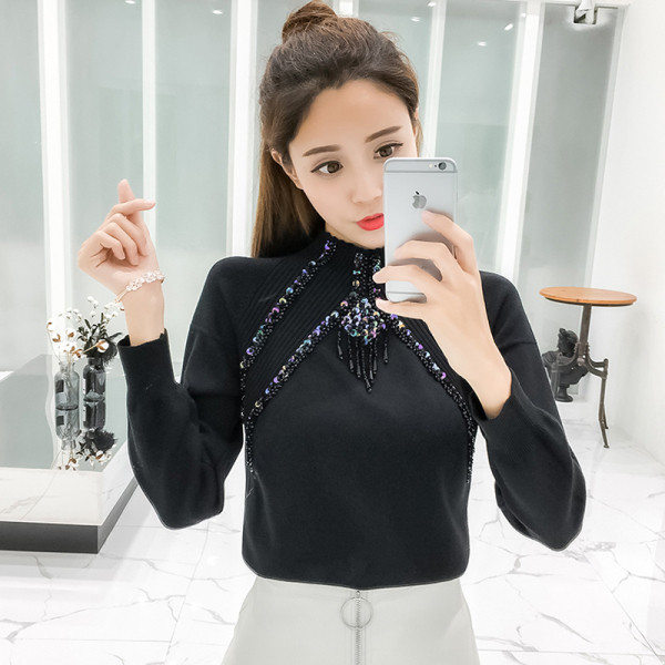 Stílusos női őszi blúz fekete, bézs és narancssárga flitterekkel