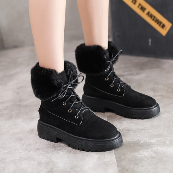 Modern női csizma fűzővel és puha béléssel, rózsaszín és fekete színben