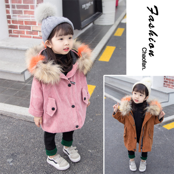 Modern gyerekkabát lányoknak rózsaszín és barna színben, pehelytal és zsebekkel