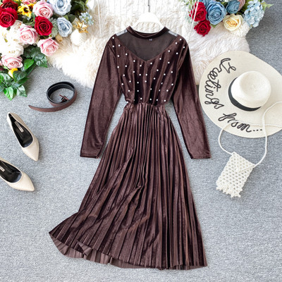 Modern női bársonyruha gyöngyökkel és hosszú ujjú négy színben