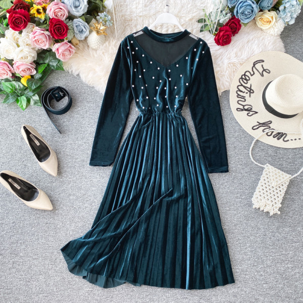 Modern női bársonyruha gyöngyökkel és hosszú ujjú négy színben