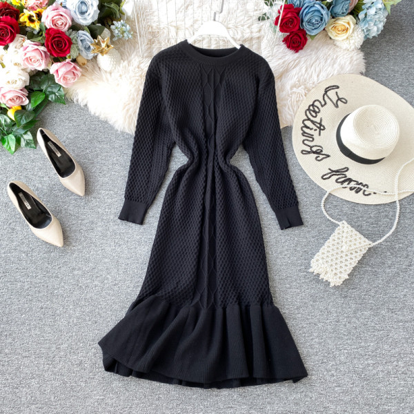 Γυναικείο καθημερινό πλεκτό φόρεμα με μακρύ μανίκι με ωοειδές λαιμόκοψη σε τρία χρώματα