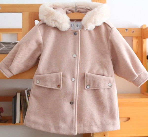 Νέο μοντέλο παιδικό παλτό με κουμπιά και κουκούλα για κορίτσια σε ροζ χρώμα