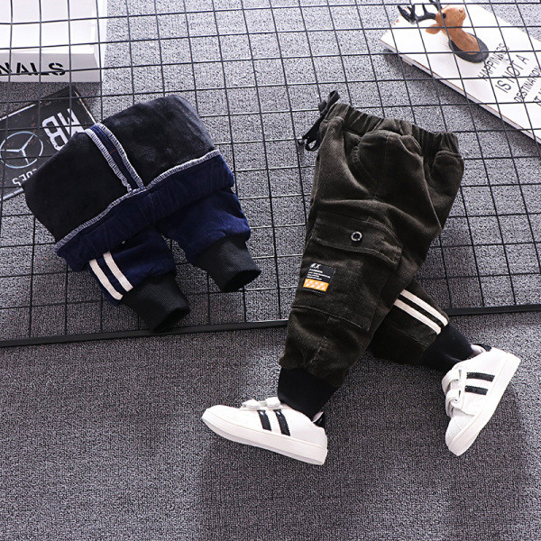 Lezser gyereknadrág fiúknak két színben zsebbel