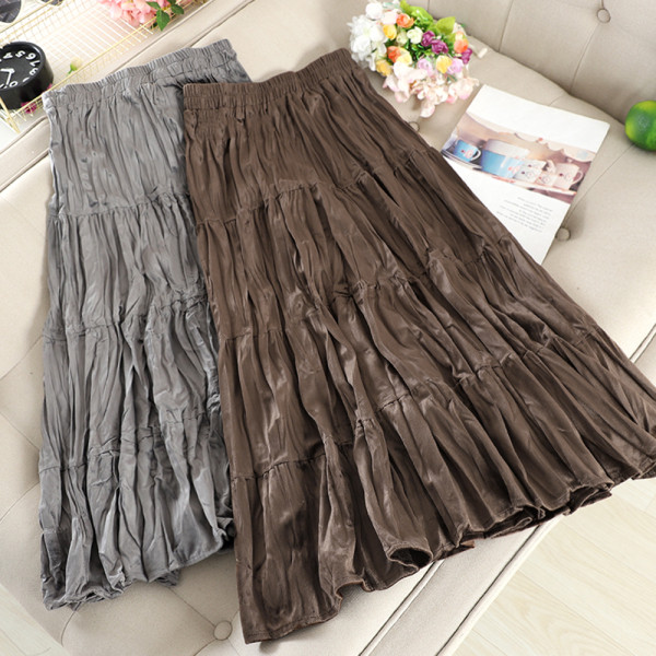 Μακρυά γυναικεία πλισέ φούστα από βελόυδο με ψηλή μέση