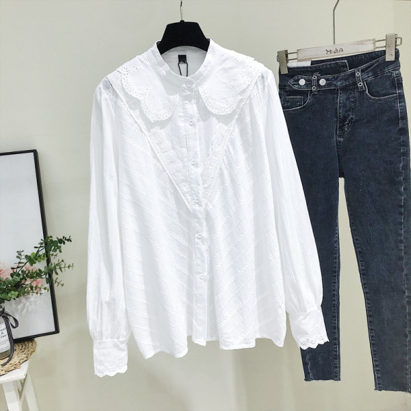 Új modell női ing alacsony gallérral és gombokkal - fehér színű