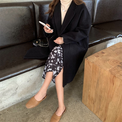 Μακρύ φαρδύ παλτό σε μπεζ και μαύρο χρώμα με τσέπες