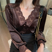 Cămașă de damă din catifea cu dantelă de culoare maro și negru