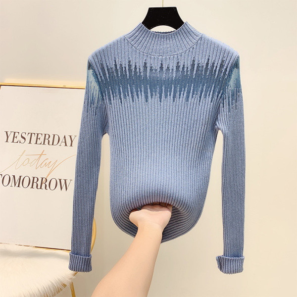 Modern női pulóver fényes hatású pólógallérral