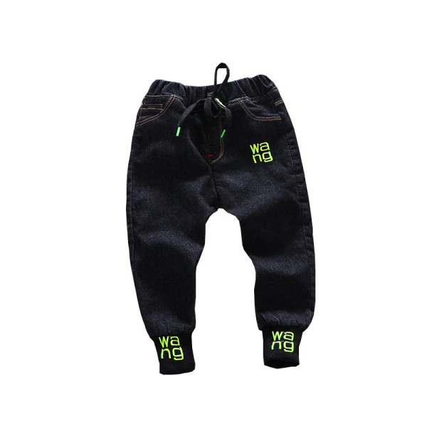 Modern gyerekfarmer fiúknak két színben hímzéssel