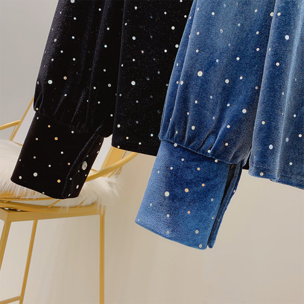 Γυναικείο βελούδίνο ρετρό πουκάμισο πουά σε μαύρο και μπλε χρώμα