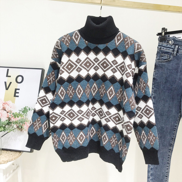 Alkalmi női pulóver magas gallérral és mintával