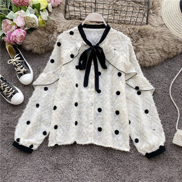 Μοντέρνο γυναικείο πουκάμισο πουά με κορδέλα σε μπεζ, μαύρο και άσπρο χρώμα