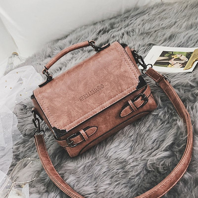 Μοντέρνα γυναικεία τσάντα ώμου σε διάφορα χρώματα - δύο μοντέλα