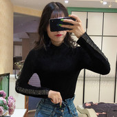 Őszi-téli női bársony blúz kövekkel fekete színben