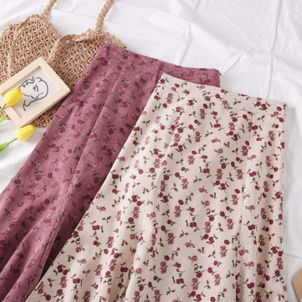 Új modell női szoknya virágos motívumokkal - szabású modell