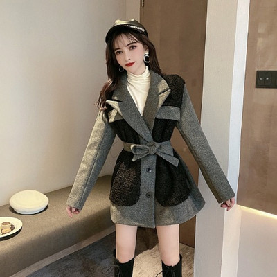 Női őszi-téli kabát övvel és pehelyzsebekkel