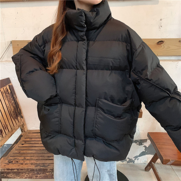 Rövid és széles kabát cipzárral bézs, zöld és fekete színben