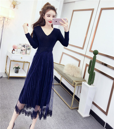 Elegáns női ruha tüllel és csipkével