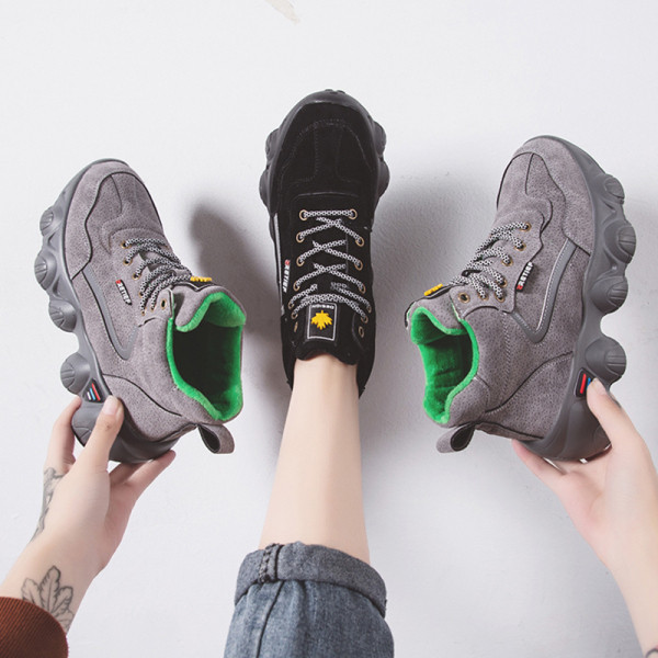 Női velúr sportcipő őszre és télre, szürke és fekete színben