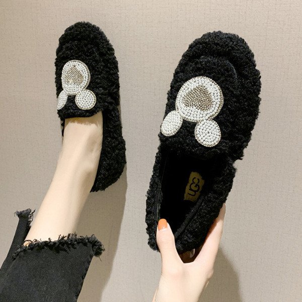 Női pehelypapucs lapos talppal és kövekkel több színben