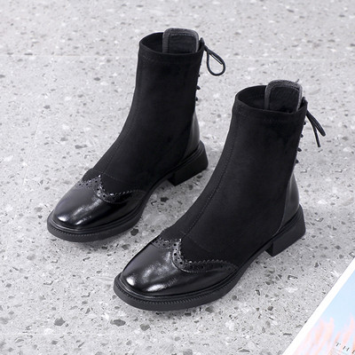 Νέο μοντέλο  γυναικείες μπότες με κορδόνια κατάλληλα για το φθινόπωρο και το χειμώνα