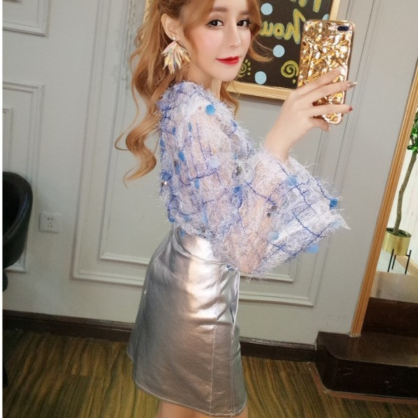 Átlátszó blúz és bőrszoknya női szett ezüst színben