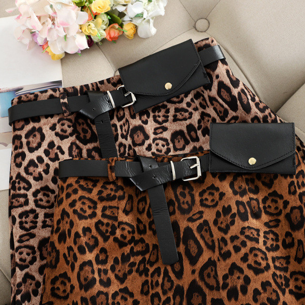 Női téli szoknya leopárd mintával és övvel barna és bézs színben