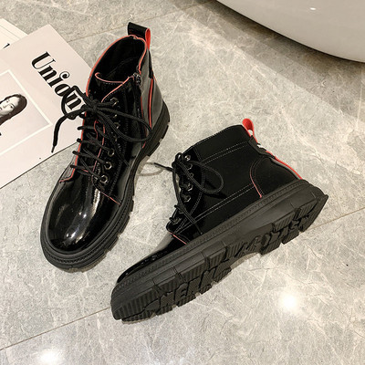 Eko bőrből készült modern női csizma zöld, sárga és piros fűzővel