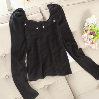 Γυναικείο πουλόβερ με μανίκι Buffon και τετράγωνο λαιμόκοψη σε μπεζ, μαύρο και καφέ χρώμα