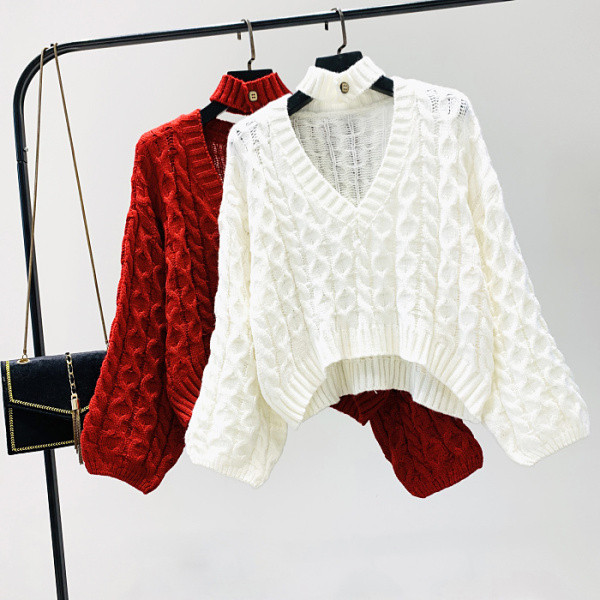 Нов  дамски пуловер с шпиц деколте - къс модел в няколко цвята