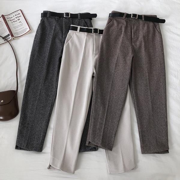 Divatos női nadrág három színben, magas derékkal és övvel