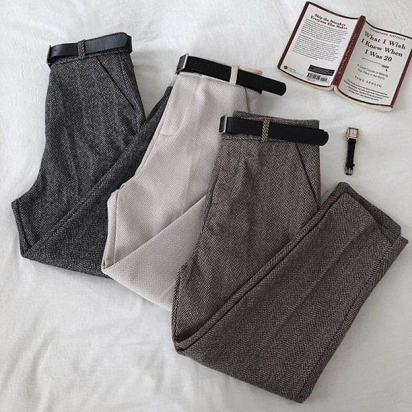 Divatos női nadrág három színben, magas derékkal és övvel