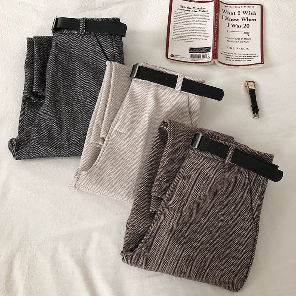 Divatos női nadrág három színben, magas derékkal és övvel