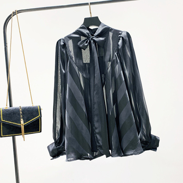 Új modell hosszú ujjú női ing fehér és fekete színben - széles modell