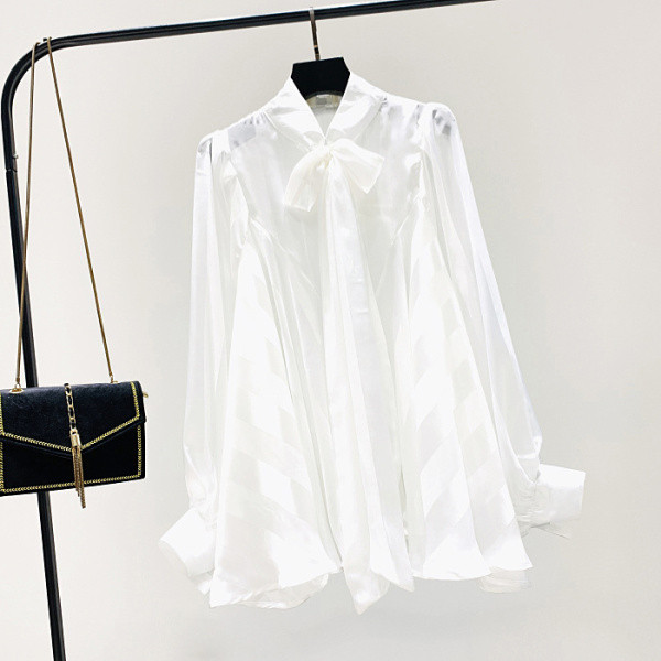 Új modell hosszú ujjú női ing fehér és fekete színben - széles modell