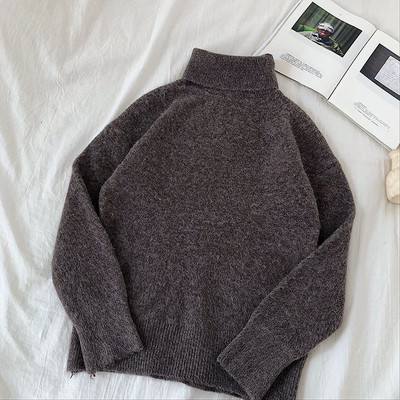 Γυναικείο πουλόβερ σε διάφορα χρώματα, ευρύ μοντέλο με υψηλό γιακά