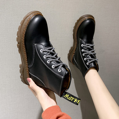 Καθημερινές γυναικείες μπότες από δέρμα οικολογικό σε λευκό, μαύρο και μπεζ χρώμα