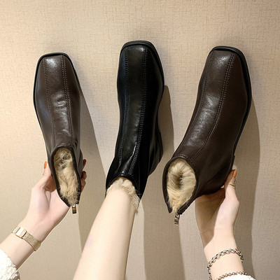 Καθημερινές γυναικείες μπότες με φερμουάρ και μαλακή επένδυση σε καφέ και μαύρο χρώμα