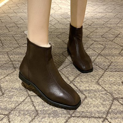 Alkalmi női csizma cipzárral és puha béléssel barna és fekete színben