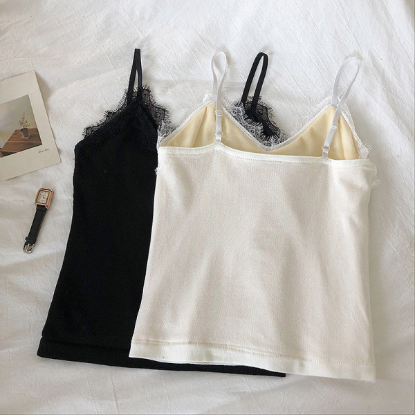 Γυναικείο αμάνικο με δαντέλα σε λευκό και μαύρο  χρώμαμε λεπτές λουρίδες 