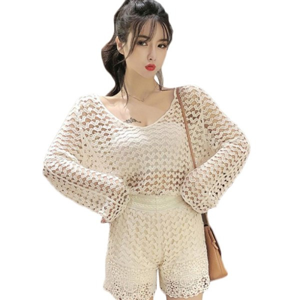 Átlátszó női csipkeblúz bézs színben