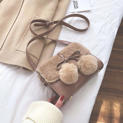 Μοντέρνα γυναικεία τσάντα σε 4 χρώματα