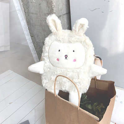 Νέο μοντέλο γυναικεία τσάντα μοντέλου με 3D στοιχείο και κάτω σε δύο χρώματα