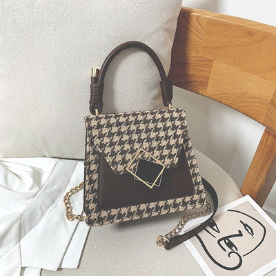 Stílusos női táska hosszú és rövid füllel négy színben, fém rögzítéssel